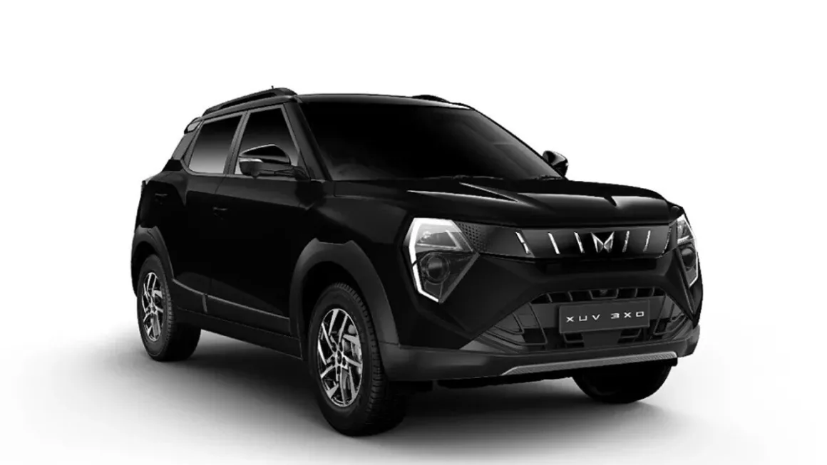 Black Mahindra XUV 3XO