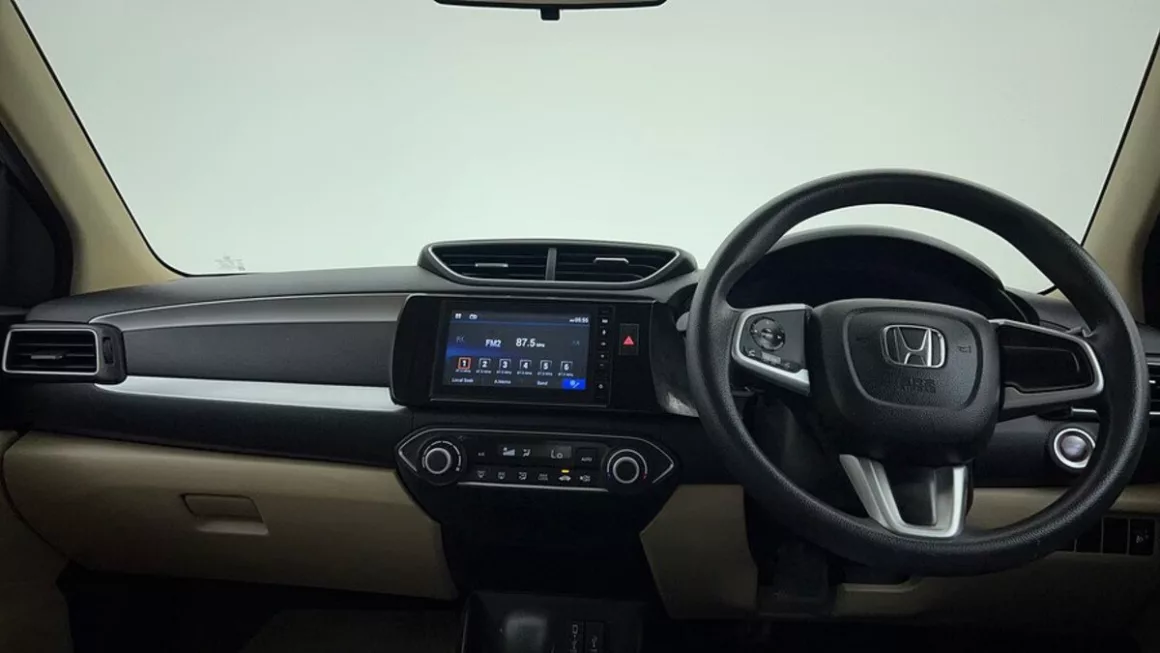 Honda Amaze interior