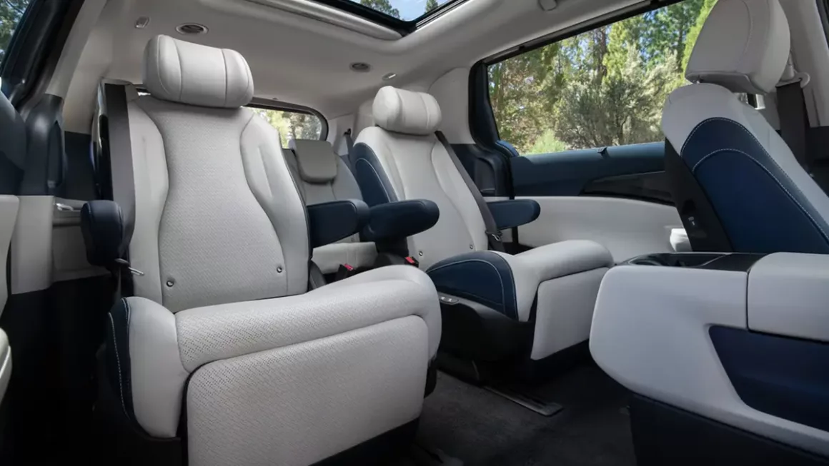 Kia Carnival 2024 Interior