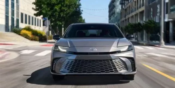 Toyota Camry 2025